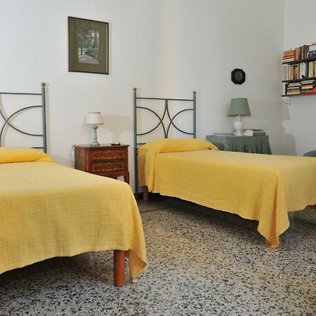 La Concordia Bed & Breakfast Napoli Bagian luar foto