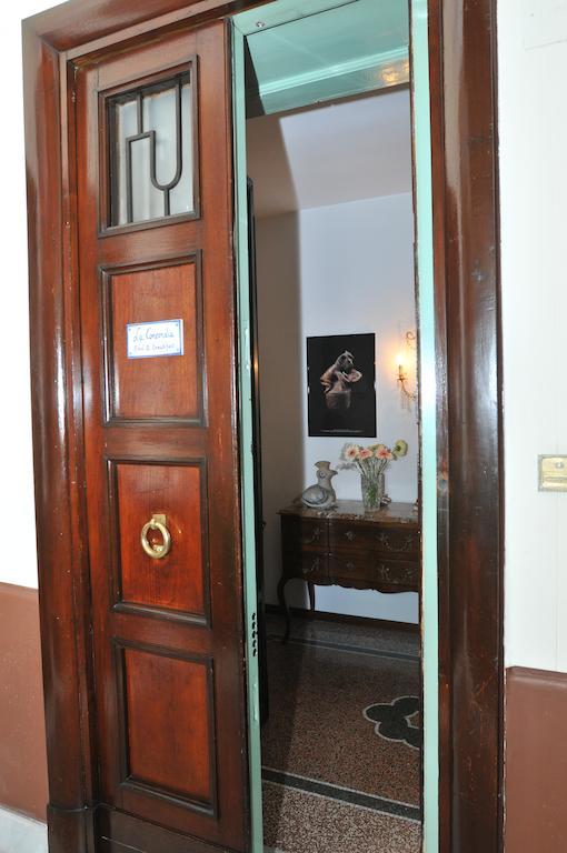 La Concordia Bed & Breakfast Napoli Bagian luar foto